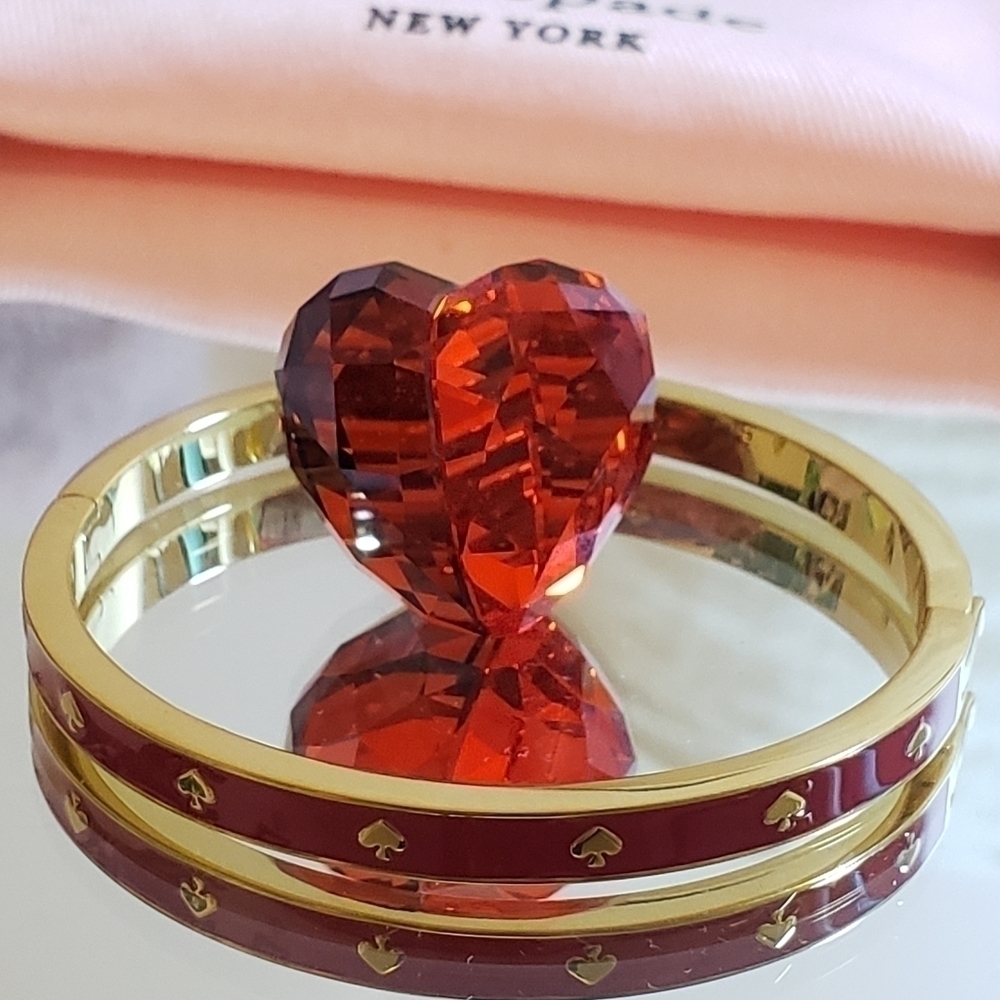 Kate Spade Spot the spade enamel hinged bangle bracelet Bright Rose